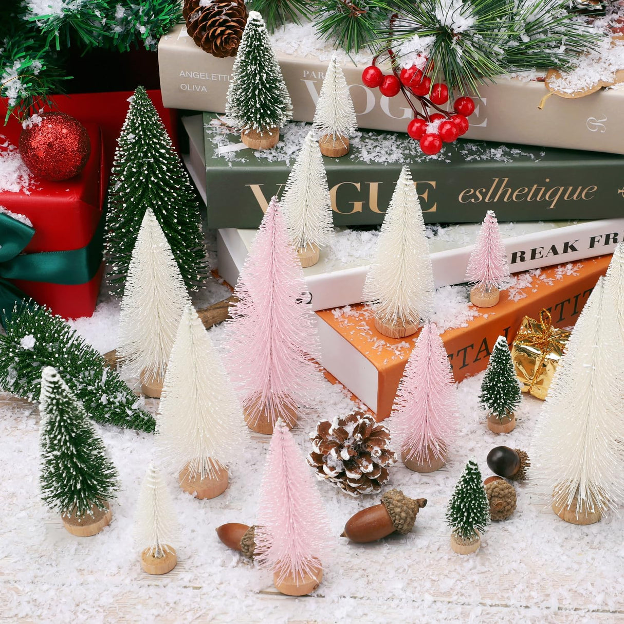 30 Pcs Mini Árboles de Navidad, Decoración Artificial, 5 Tamaños