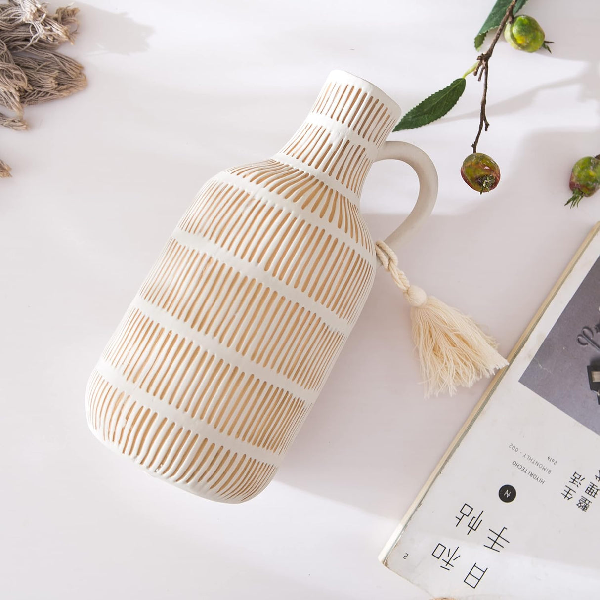 Vaso de Cerámica con Asa y Borlas - Decoración Rústica 10