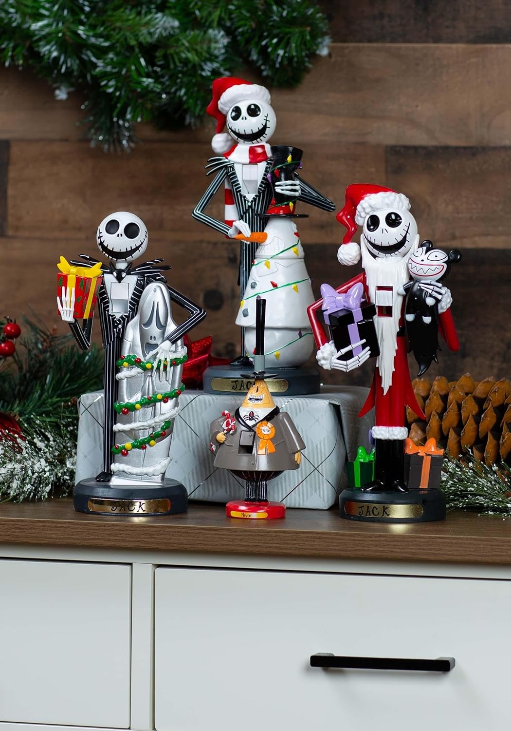 Disney Jack con Nutcracker Vampiro- 10 pulgadas - Nightmare Before Christmas