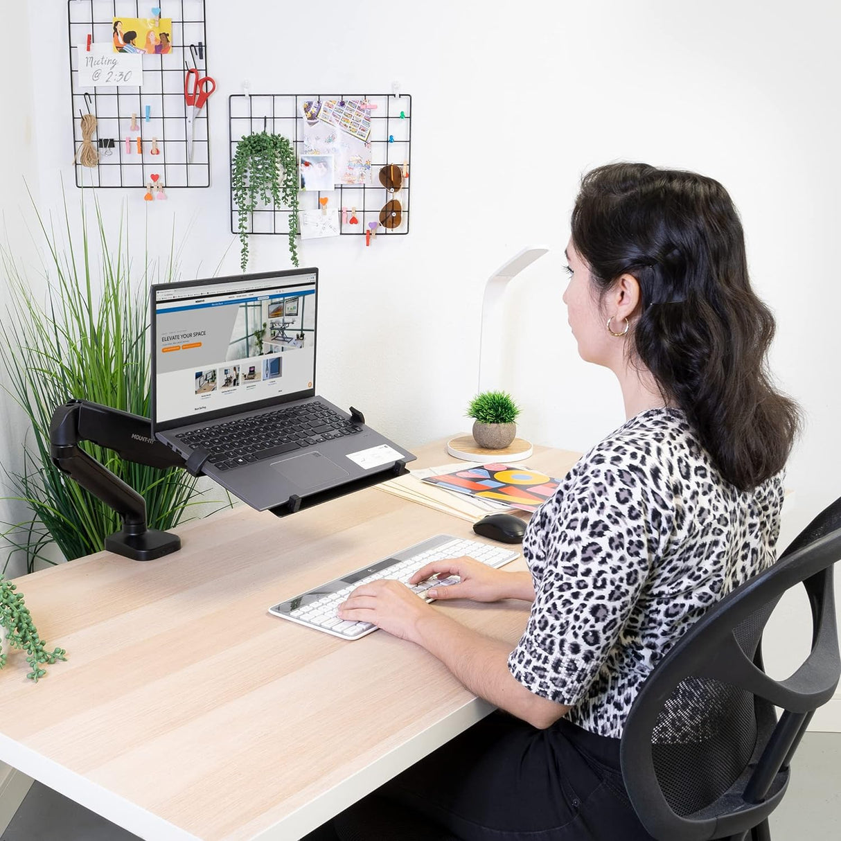 Bandeja de montaje VESA para portátil Soporte para portátil