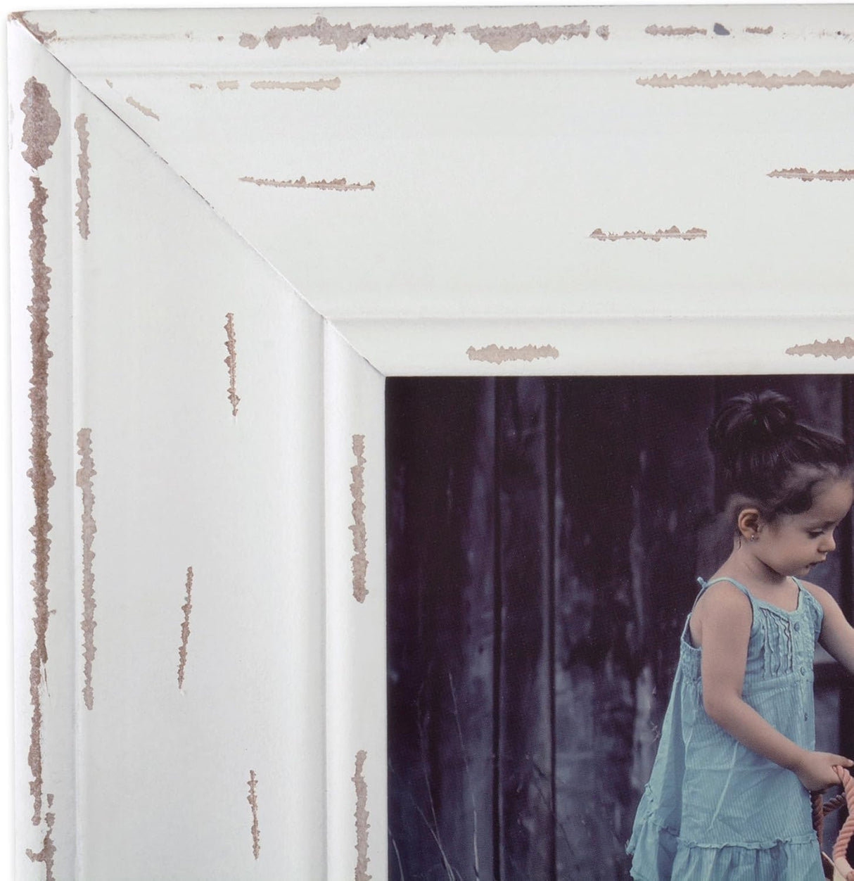 Colección de portarretratos de madera envejecida