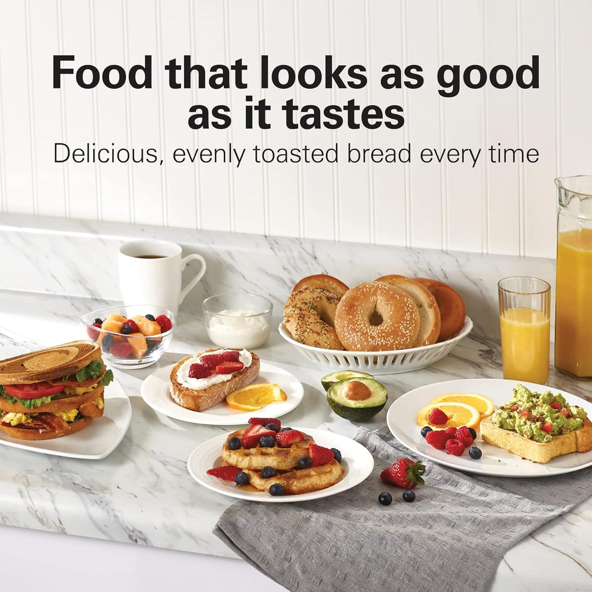 Hamilton Beach 24782 Tostadora retro con ranuras anchas, tecnología Sure-Toast, ajustes de bagel y descongelación, impulso automático para levantar panes más pequeños, 4 rebanadas, acero inoxidable