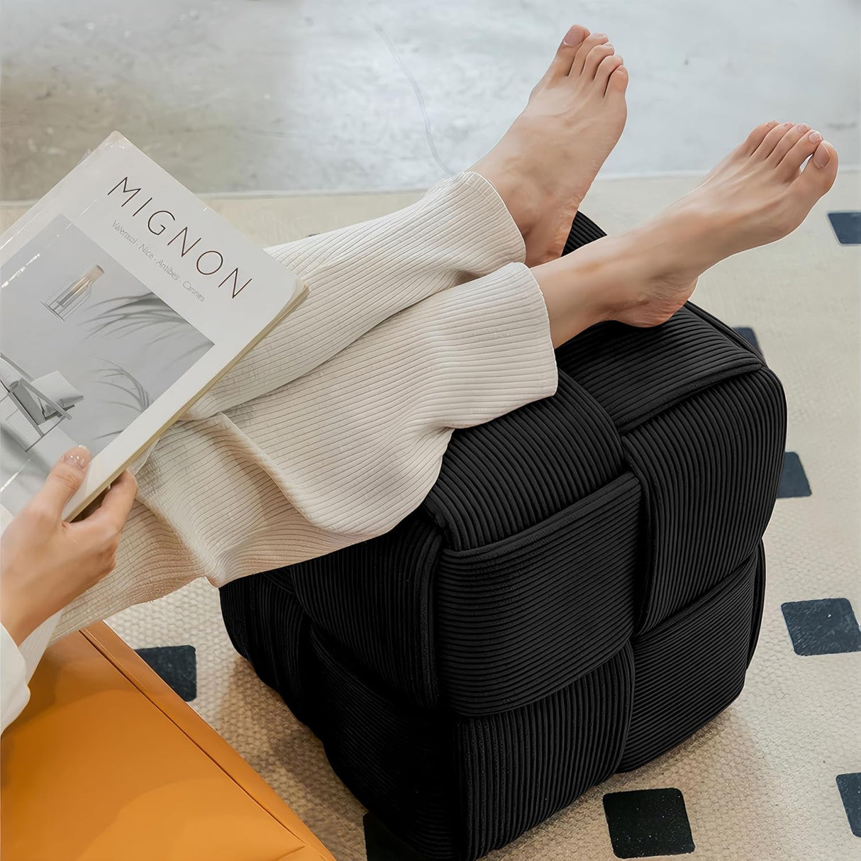 Ottoman reposapiés suave y cómodo diseño de corduroy cuadrado