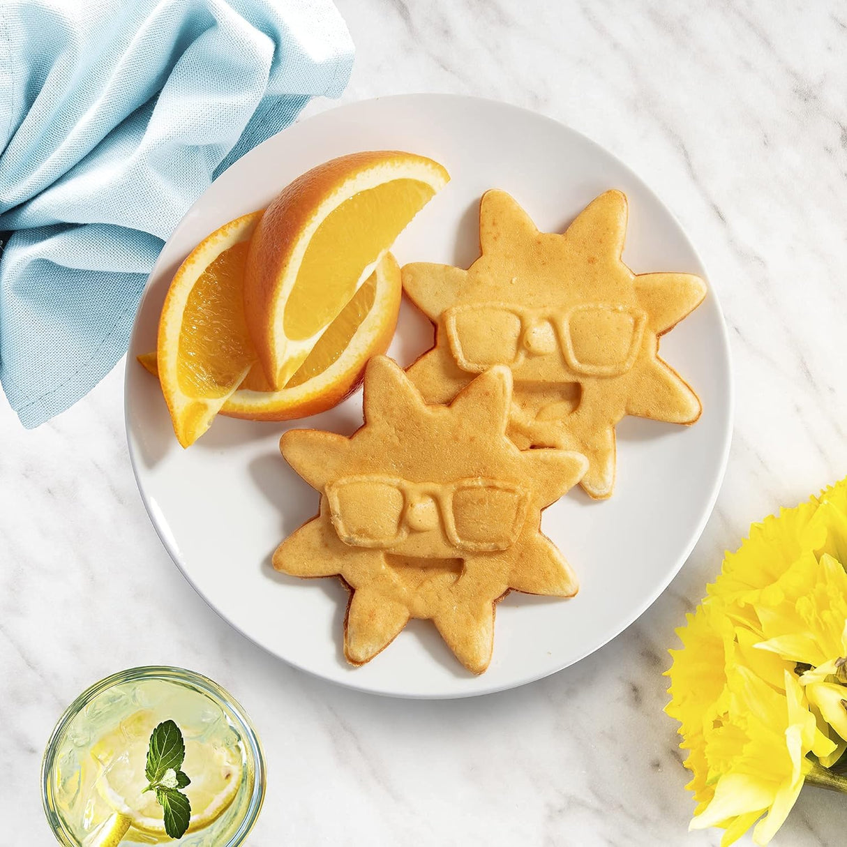 Mini Wafflera 'Rise & Shine' para Waffles Sonrientes 4