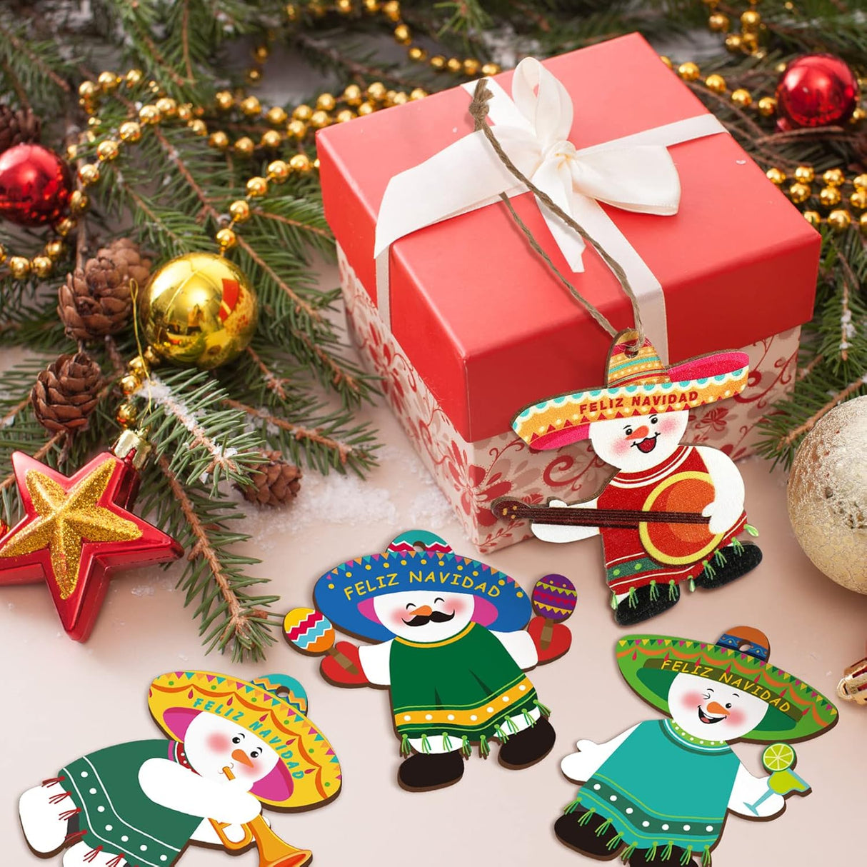 Adornos de Madera Mexicanos, Feliz Navidad, 24 Piezas, 6 Estilos