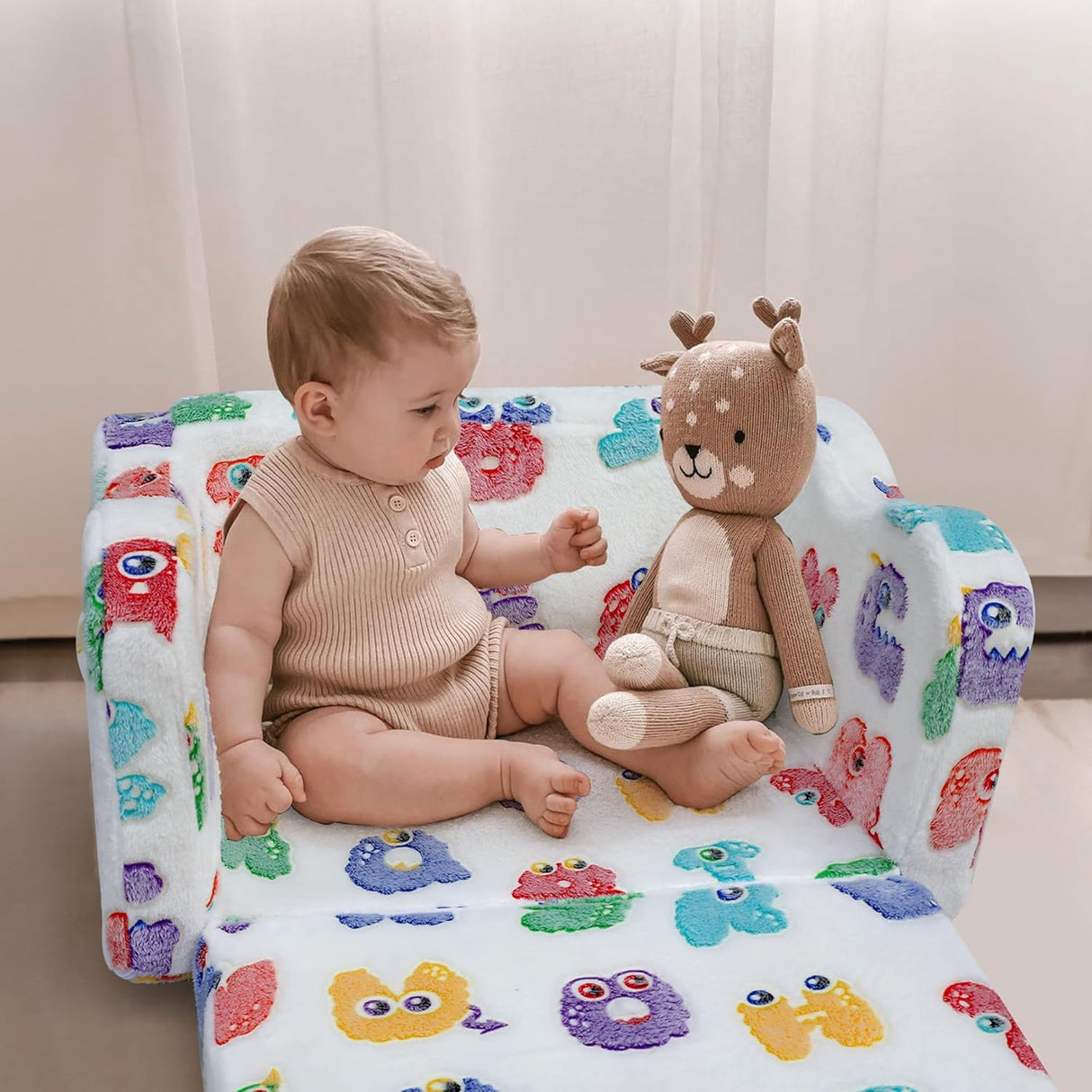 Silla plegable de felpa suave que brilla en la oscuridad