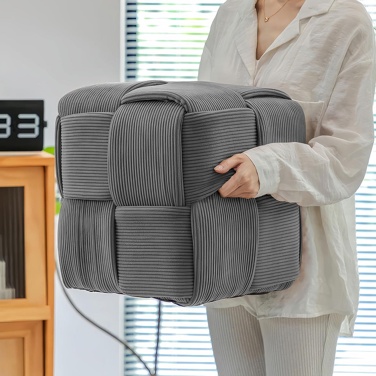 Otomanas Cuadradas Suaves de Diseño de Corduroy