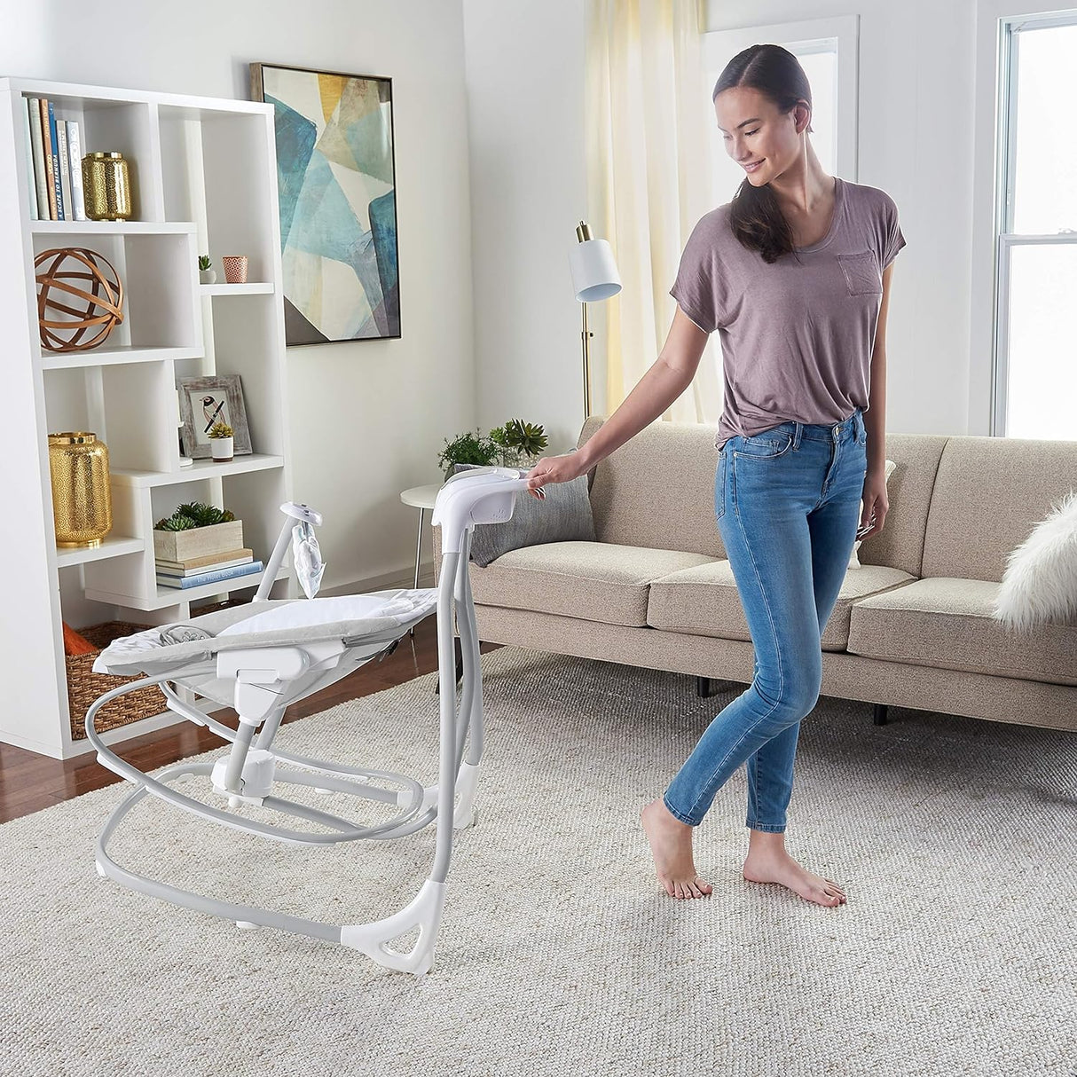 Ingenuity 2 en 1 SimpleComfort - Columpio y balancín multidireccional ligero y compacto de 6 velocidades, vibraciones y sonidos de la naturaleza, 0-9 meses, 6-20 libras (Raylan)