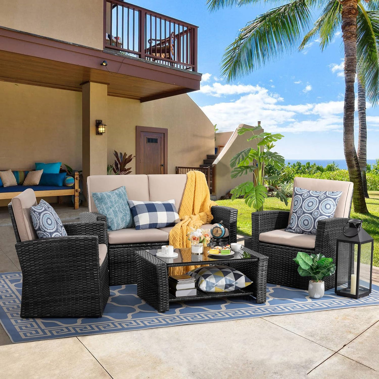 Shintenchi Juego de muebles de patio al aire libre de 4 piezas, sofá seccional de ratán de mimbre con mesa de centro de cristal | Negro