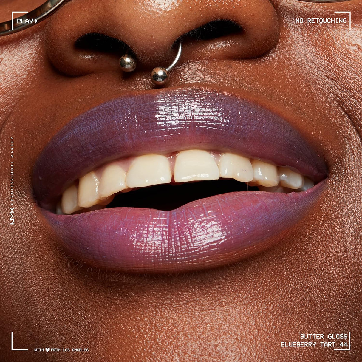 Brillo labial butter gloss NYX Azul (Blueberry Tart)