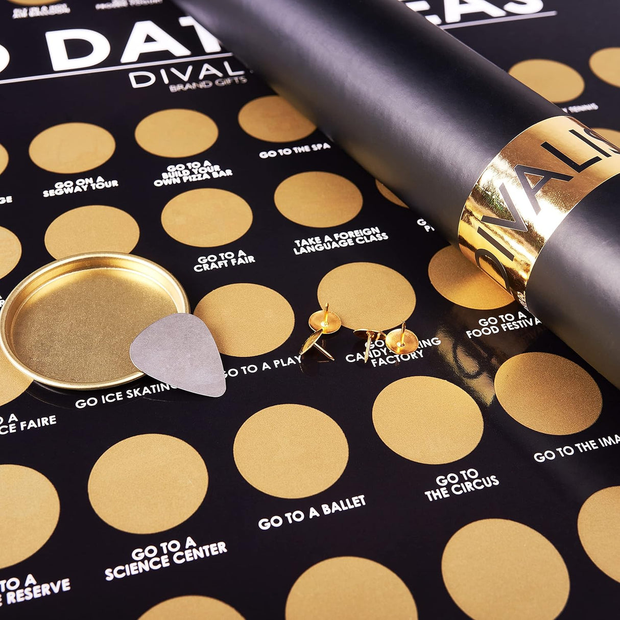 Póster Rascador de 100 Fechas para Parejas Aventureras