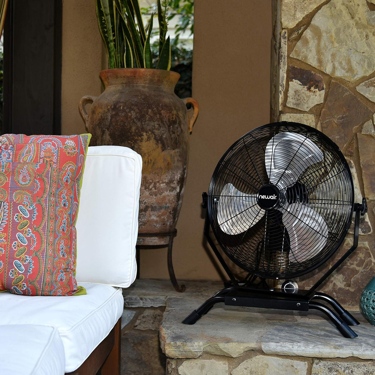 Ventilador de exterior NewAir 18 2 en 1, 3 velocidades, 4012 CFM