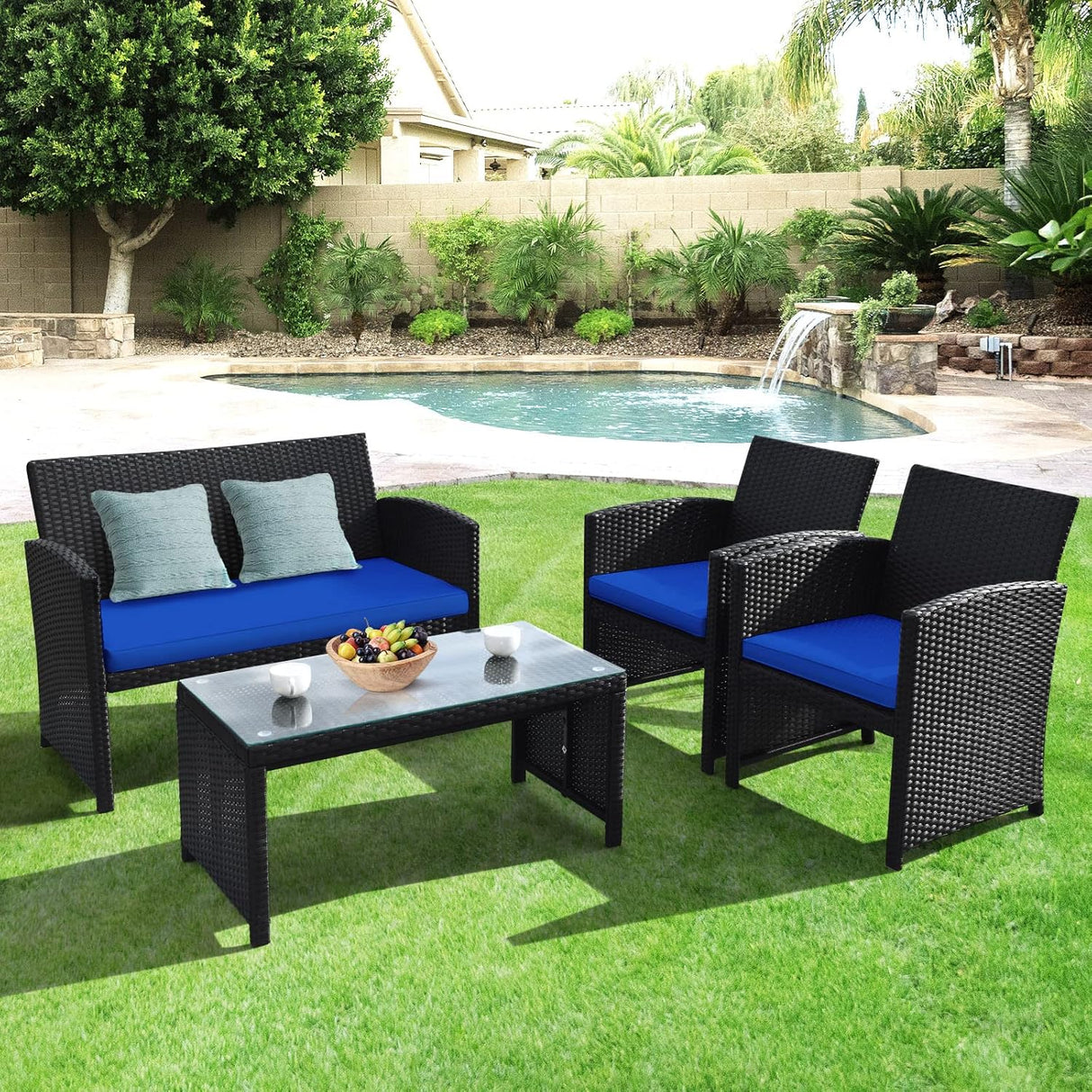 Goplus Juego de muebles de ratán para patio, 4 piezas, sofá y mesa de mimbre para exteriores con cojines suaves y mesa de centro de vidrio templado para balcón, jardín, patio trasero (azul)