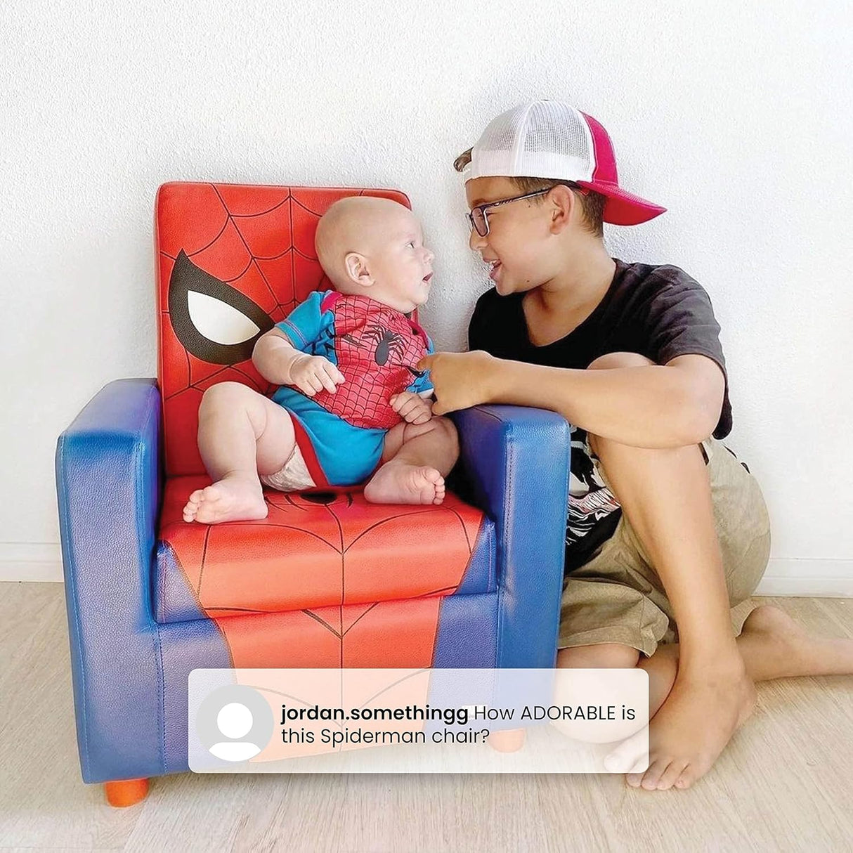 Delta Children Silla con respaldo alto, Spider-Man de madera