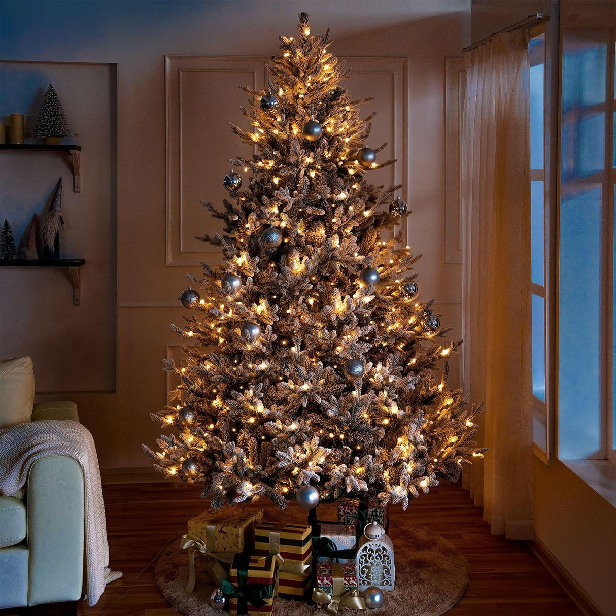 Árbol de Navidad Artificial Naomi Home 6.5ft Preiluminado 2456 Ramas
