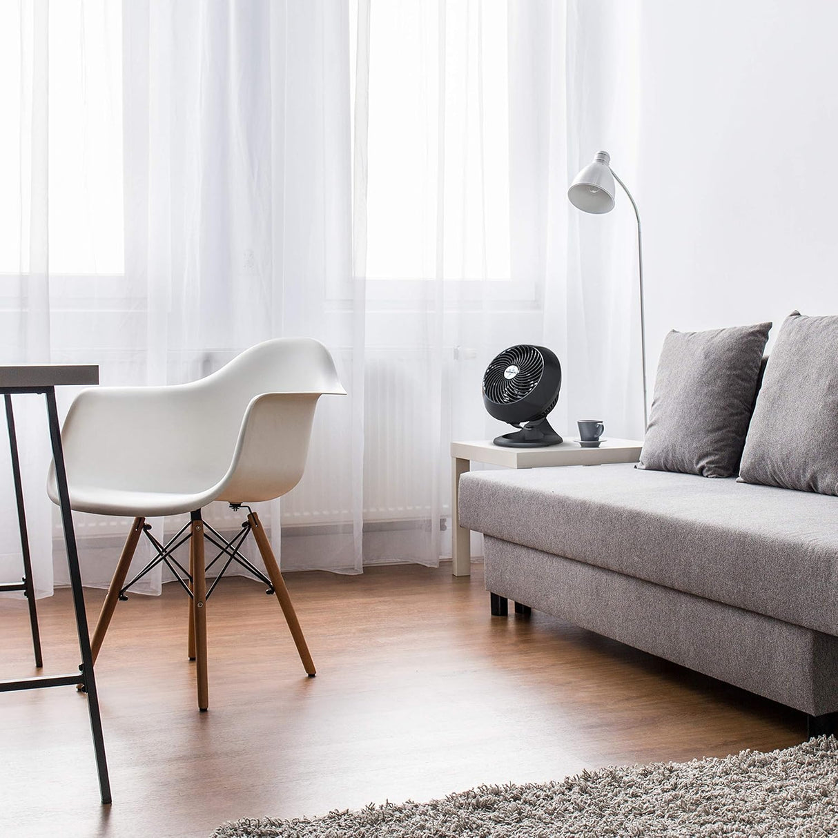 Ventilador de Piso Vornado 560, Mediano, Modelo CR1-0276-06