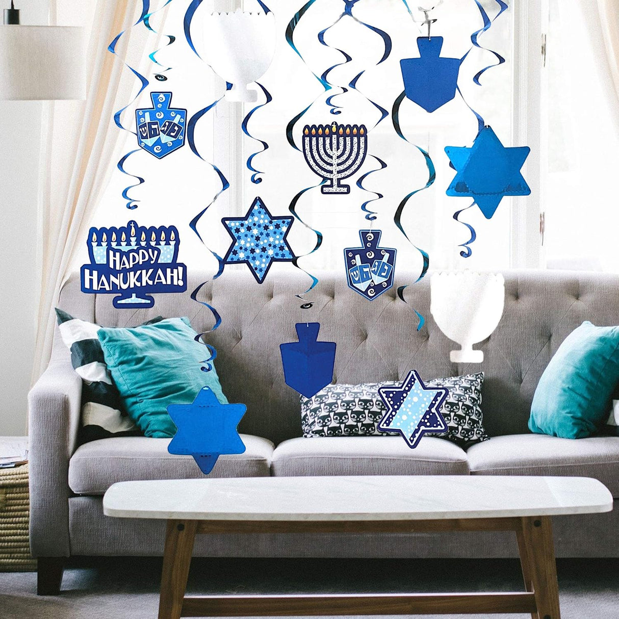 Kits de Decoración Hanukkah incluye 12 remolinos con recortes