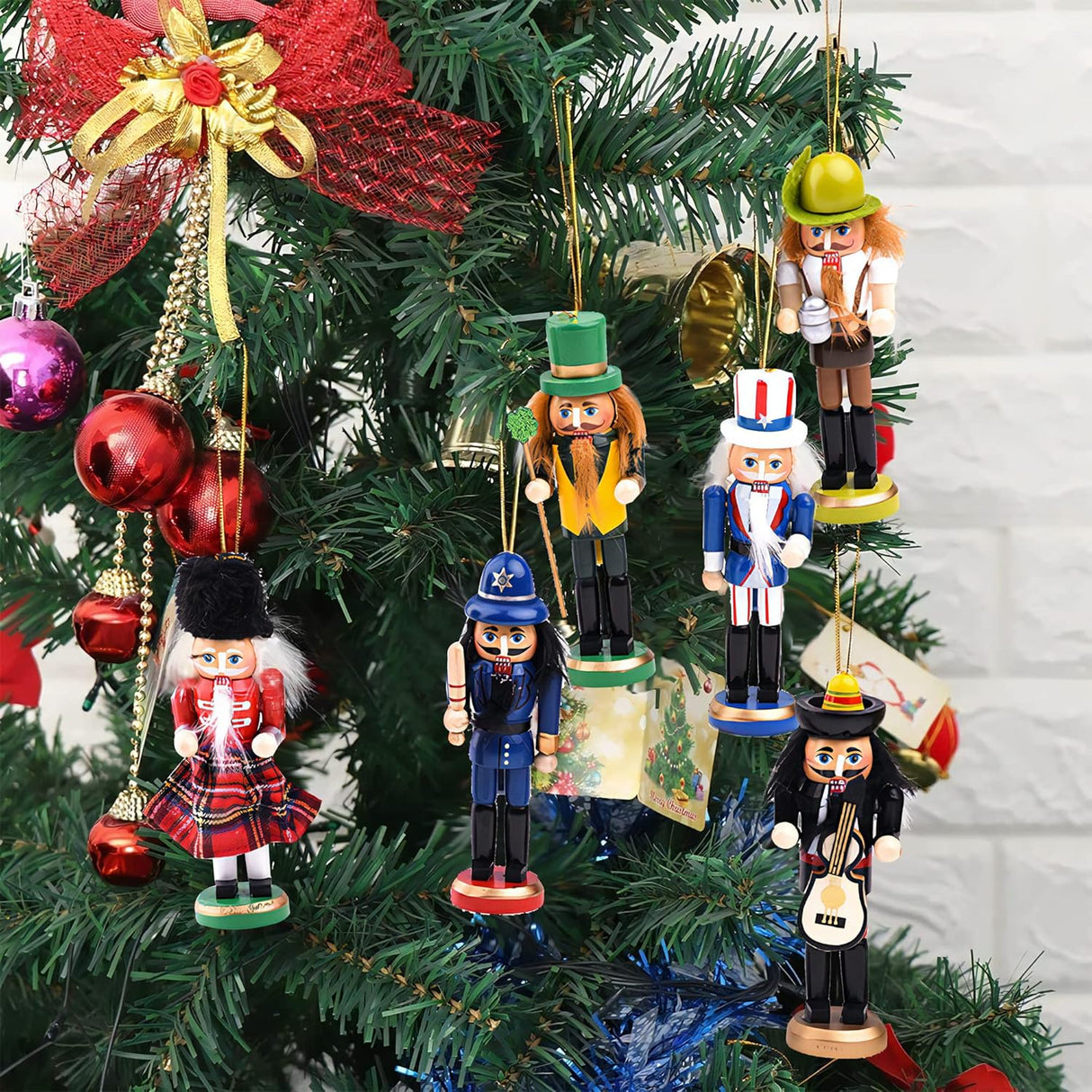 Adorno Navideño Nutcracker de Madera BlueSpace, 5'' 5 Piezas