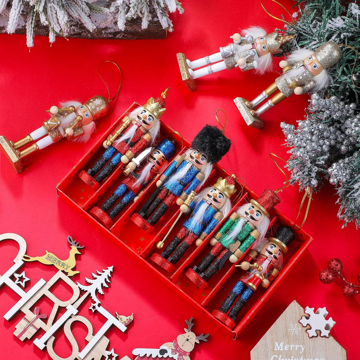 Juego de 11 Adornos de Soldados Nutcracker - Decoración Navideña