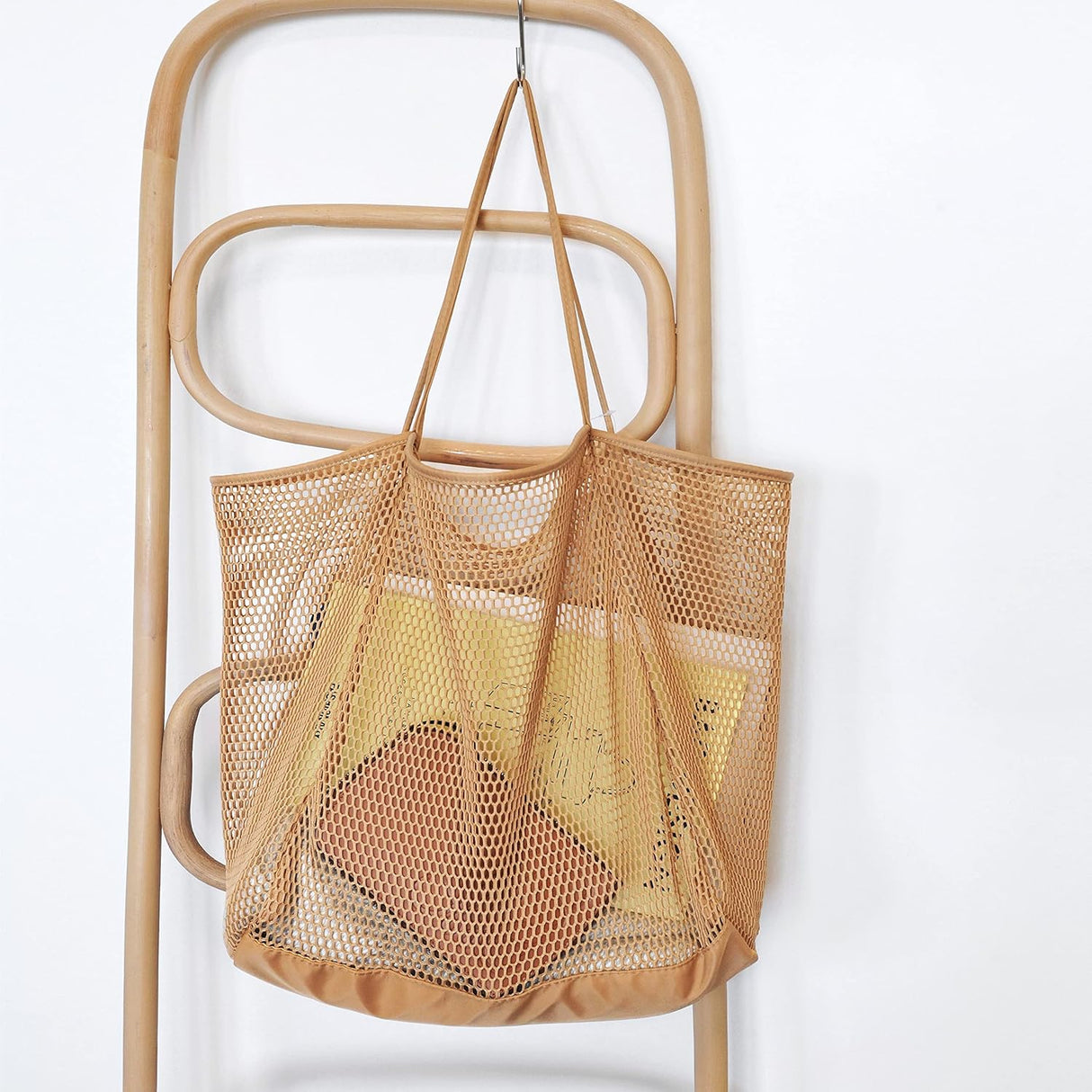 Bolsa de hombro Color: Bronceado para la playa