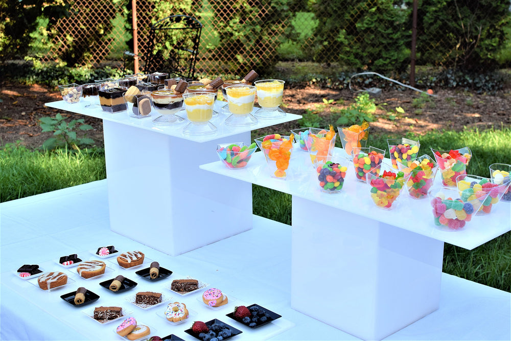 Platos de postre cuadrados de plástico