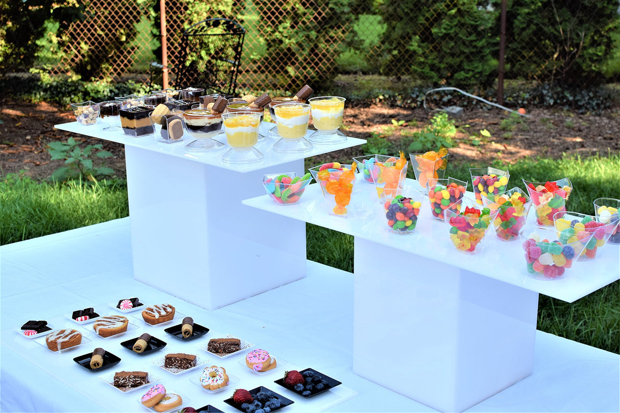 Platos de postre cuadrados de plástico