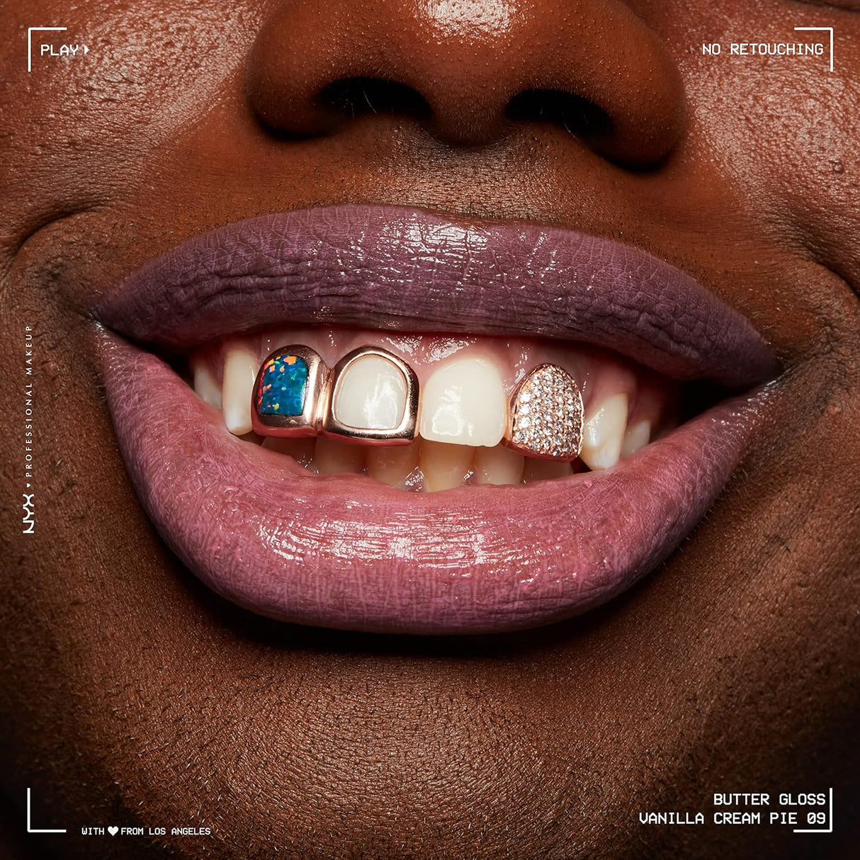 Brillo labial Color: Pastel de crema de vainilla.