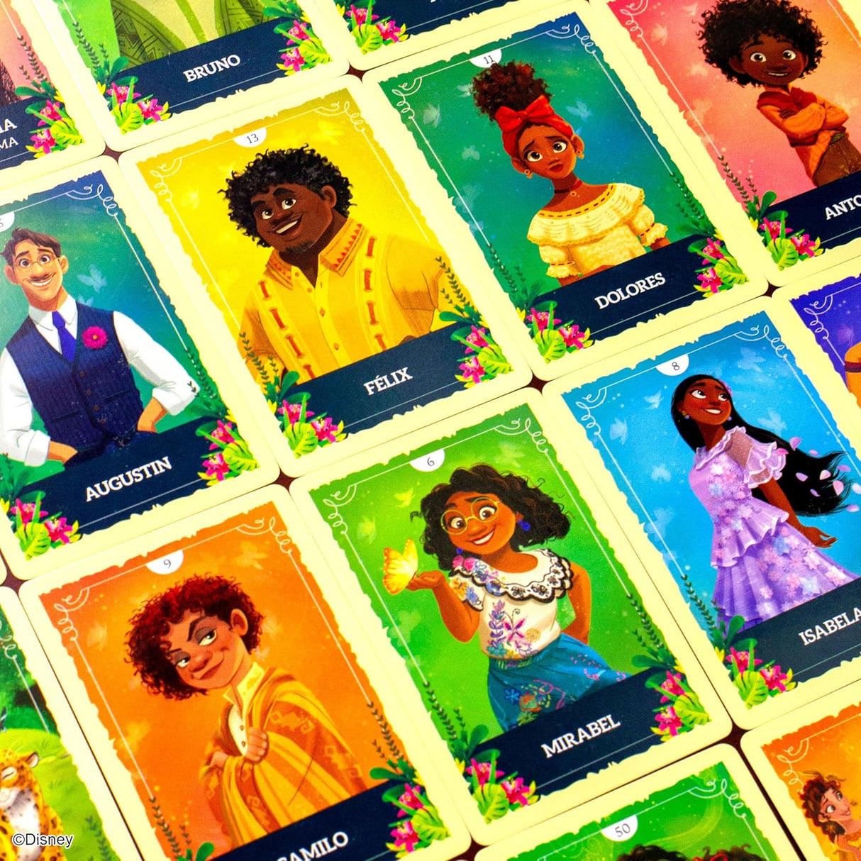 Lotería Encanto de USAOPOLY | Juego de Bingo Mexicano