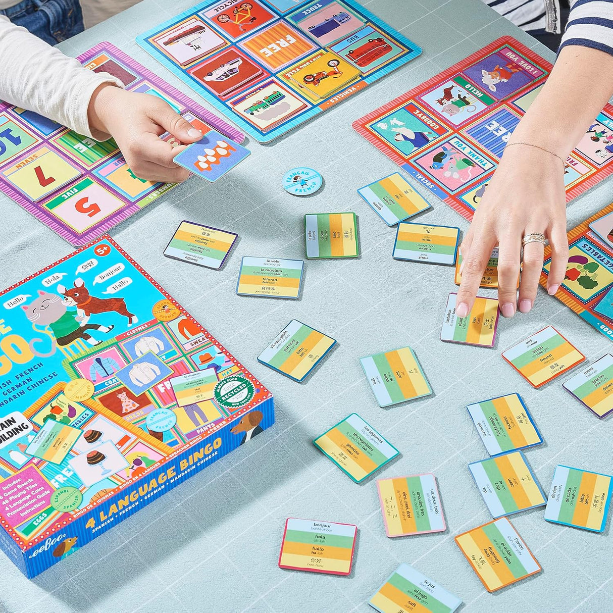 Juego de Bingo de Idiomas eeBoo: Español, Francés, Alemán, Chino