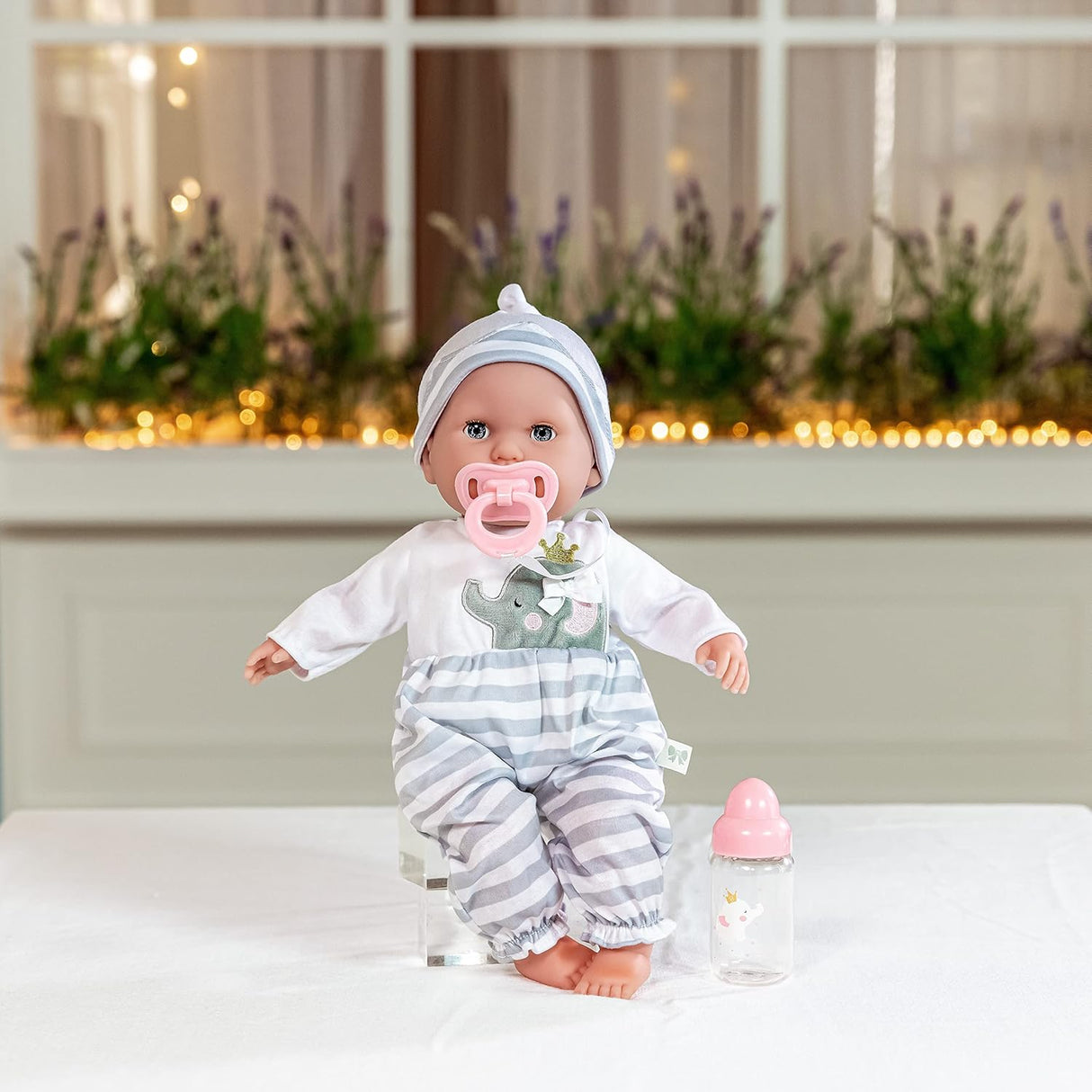 Muñeca suave de 15 JC Toys con ojos abiertos/cerrados, 30036