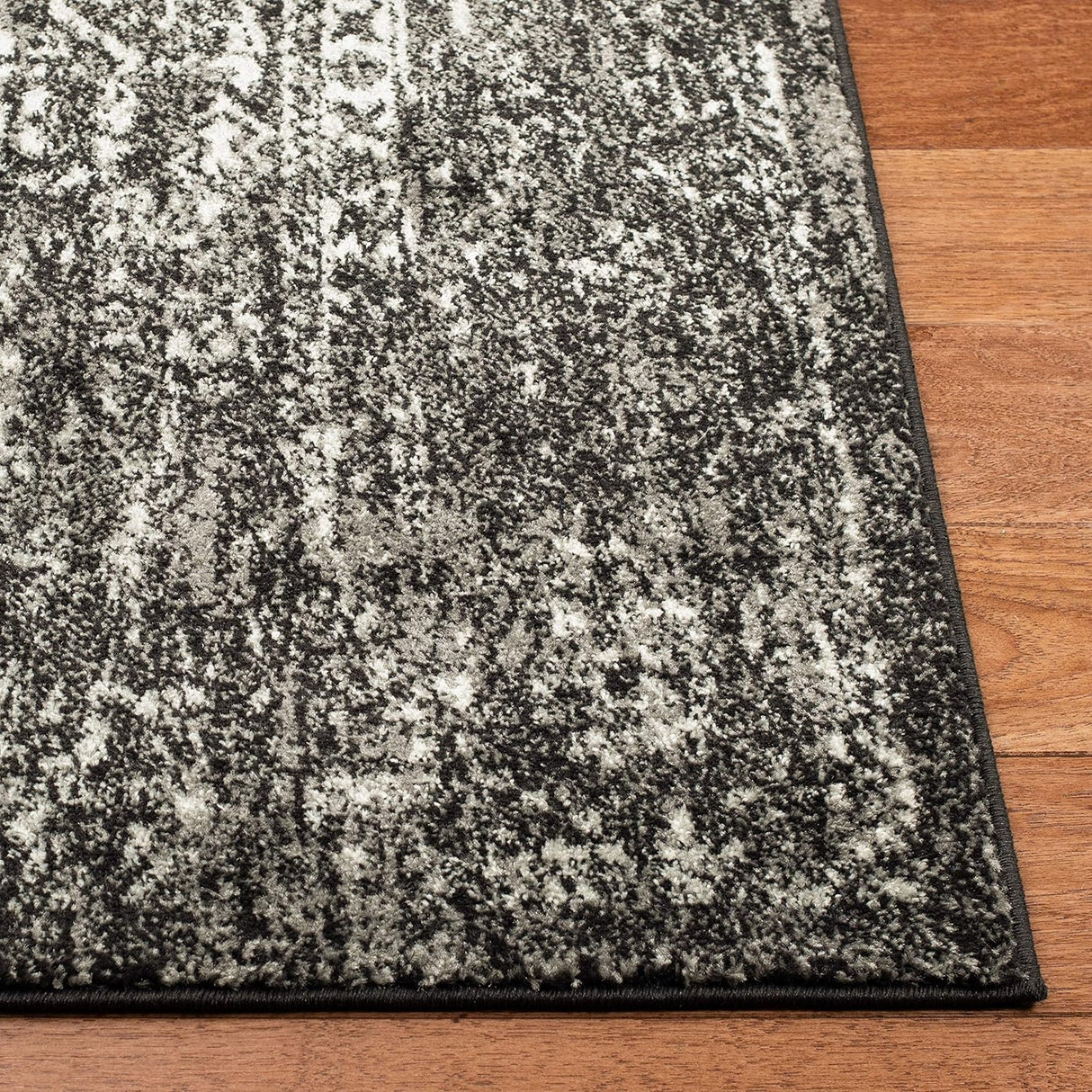 Alfombra de área, diseño oriental desgastado, modelo EVK256R