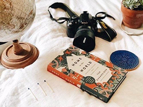 En Casa En El Mundo: Reflexiones Sobre La Pertenencia