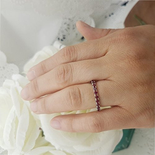 Anillo. Alianza de boda apilable considerable