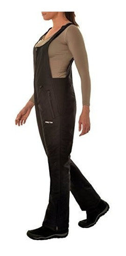 Overol De Mujer Aislado Babero