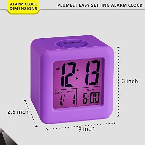 Reloj de viaje con repetición y luz nocturna púrpura