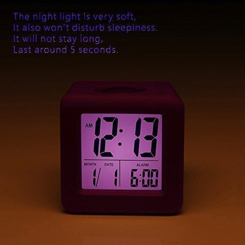 Reloj de viaje con repetición y luz nocturna púrpura