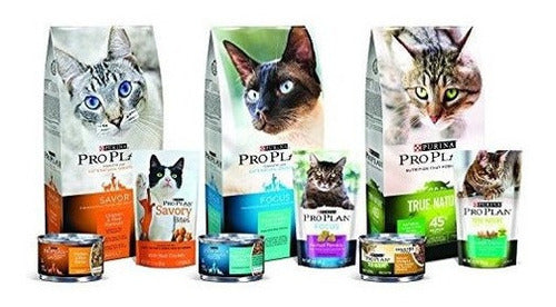 Entrante de pescado blanco y atún en copos