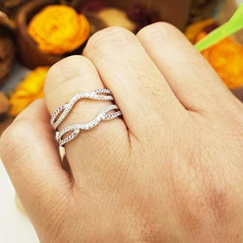 Anillo de bodas de oro de 10k con diamantes blancos y zafiro