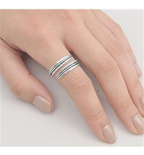 Anillo de plata de ley 925 con diseño abierto