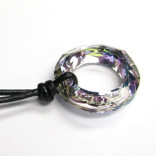 Colgante de cristal ligero