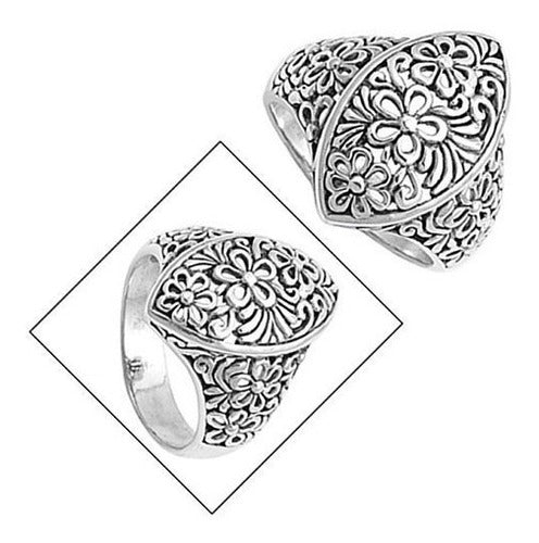 Anillo Hermoso De La Flor De Las Mujeres De Plata