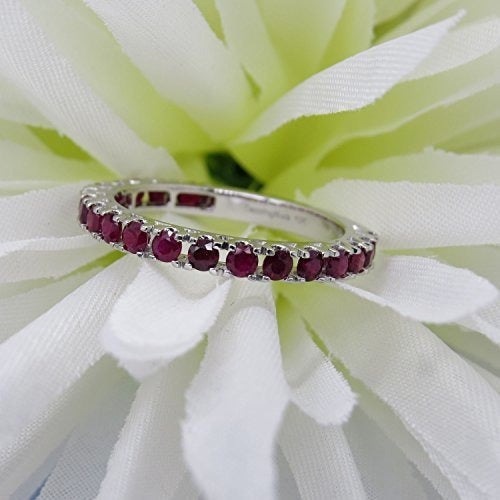 Anillo. Alianza de boda apilable considerable