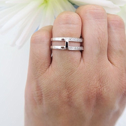 Anillo de oro blanco 14 K Ronda y Baguette y diamantes