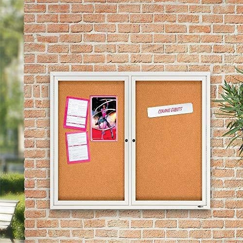 Cuartel De Corcho Al Aire Libre