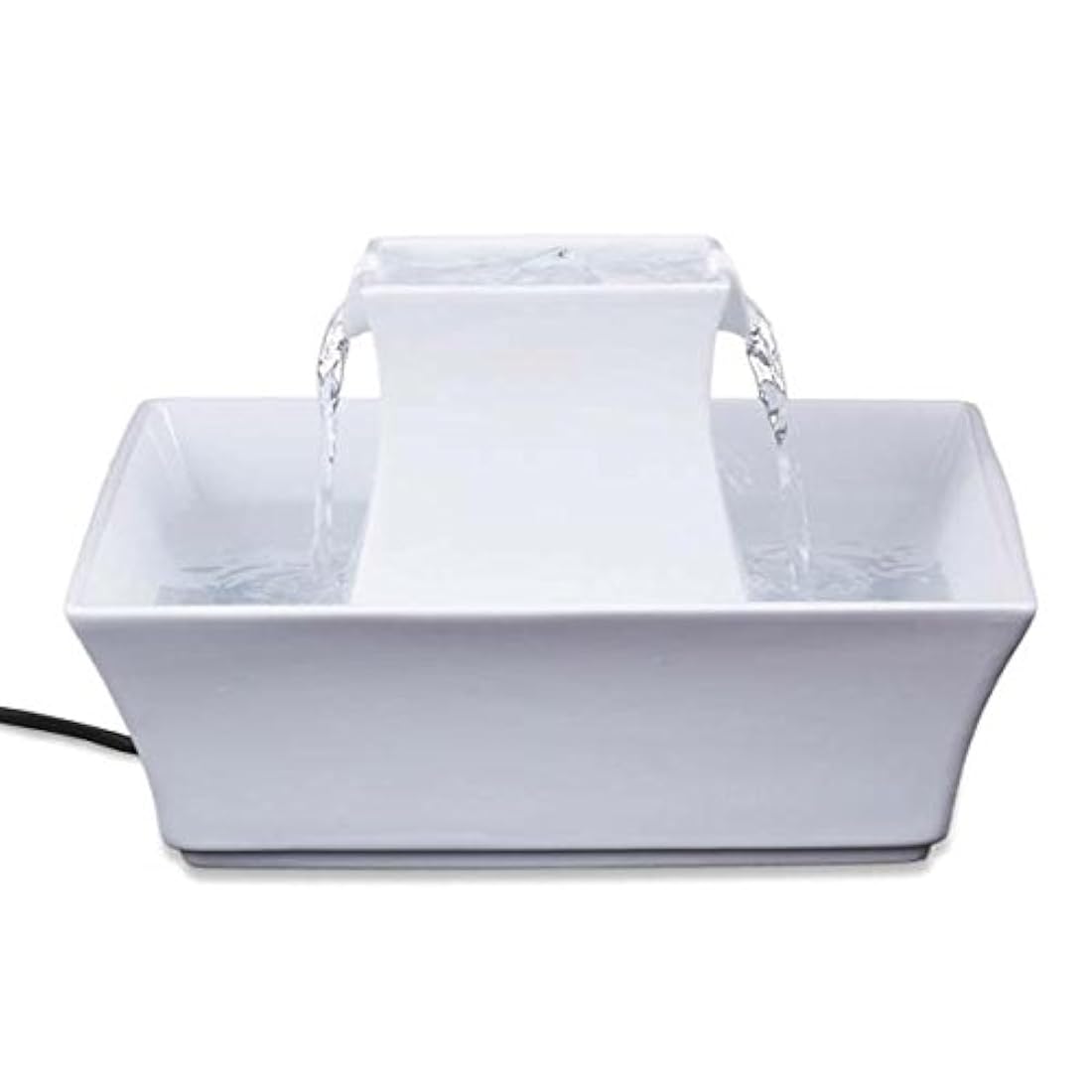 Fuente de agua para perros y gatos.