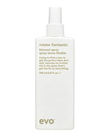 Un spray para el cabello versátil y seco