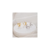 Aretes de plata con diseño de corazón para mujeres
