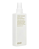 Un spray para el cabello versátil y seco