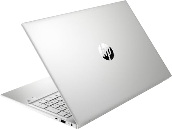Laptop HP Pavilion 15, i7, 32GB RAM, 1TB SSD, Windows 11 Pro