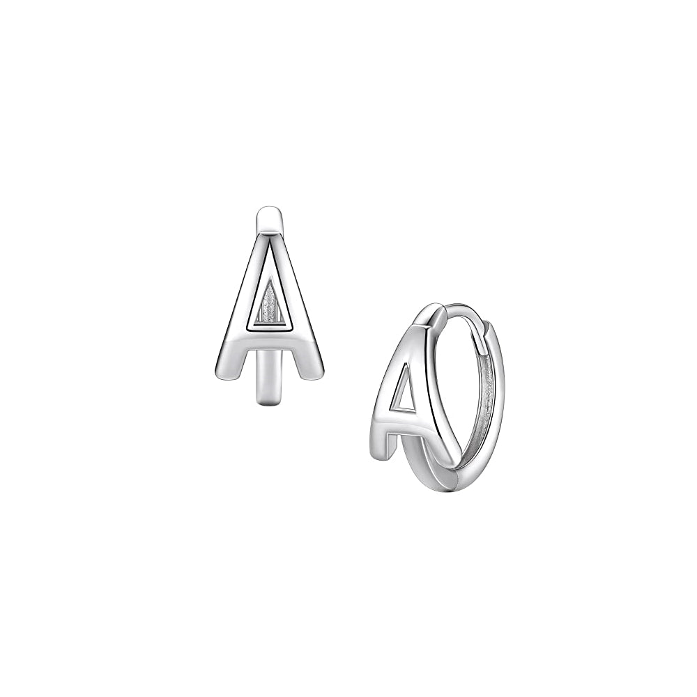Aretes de aro de plata con inicial para mujeres